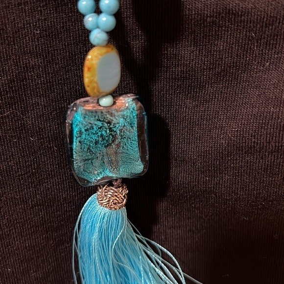 Turquoise handmade necklace 20in - Picture 2 of 4